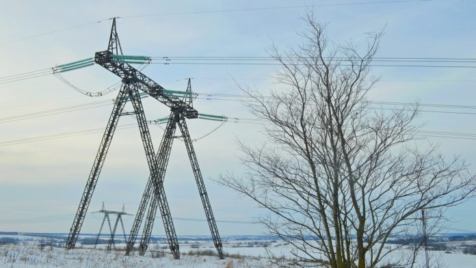 Захарово_Большая опора электрическая зимой_15.12.25