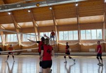 Захаровские волейболистки заняли третье место на зональных соревнованиях