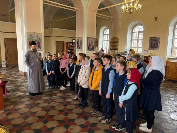 GFmrj5fip0YDF2dYZnh0h_aZF91DMUKi-792QKW-fqH3mT6cuMIi842wcpAeM5K0yO-6tFKCSa0L-XWVM3CjIqAA