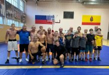 Захаровские борцы тренировались вместе с отцами